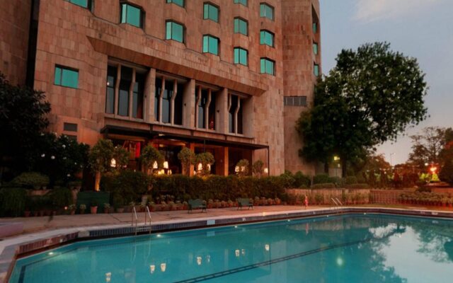 Hotel Samrat