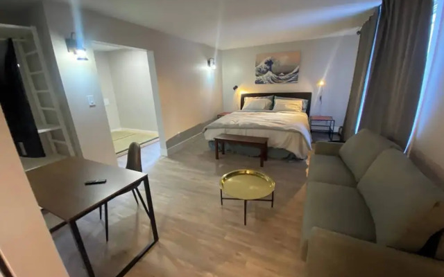 Newly Renovated 1br1ba With Asian Style
