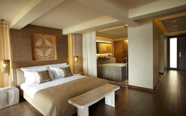 Martı Hemithea Hotel