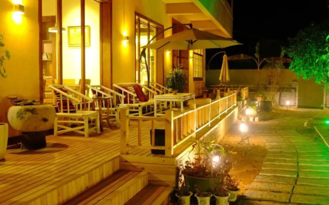 Yangshuo Eden Inn