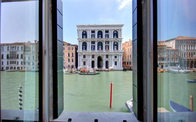 GRITTI Grand Canal