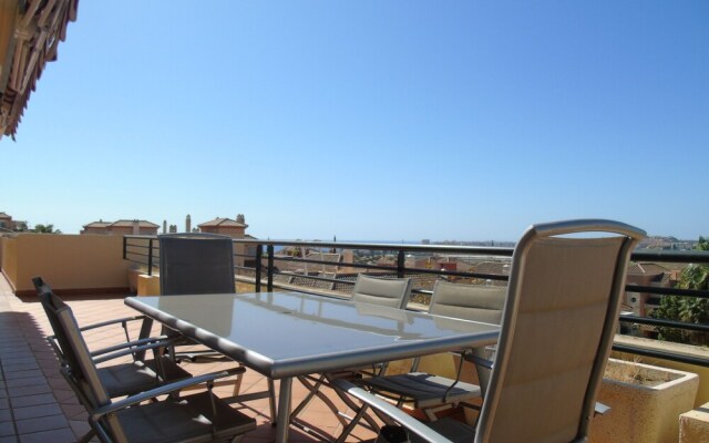 A&N Baviera Luxury - Three Bedroom Apartment, Sleeps 6