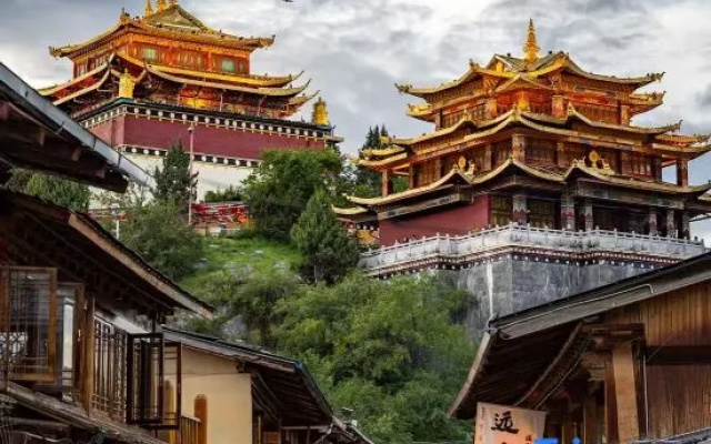 Zhìyǎ Cozy Snowland Zen Oxygen Homestay | Dukezong Ancient City – Exterior – Shangri-La
