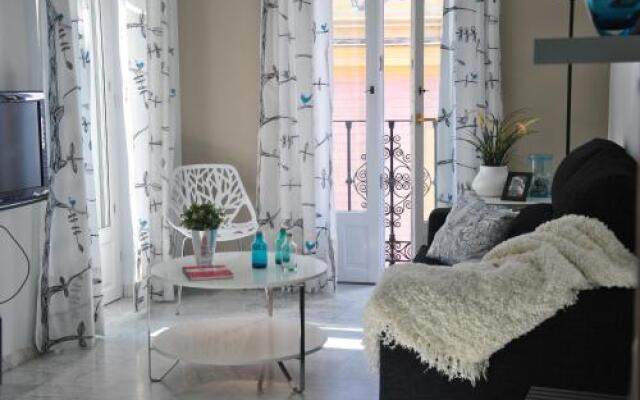 Sevilla Central Suites. Apartamentos Fabiola