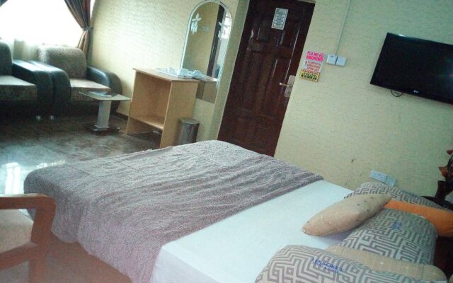 Lekosokky  Hotel and Suites