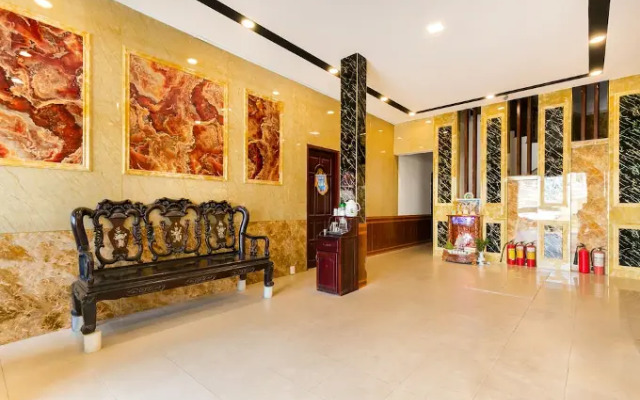Hoang Anh Hotel by OYO Rooms