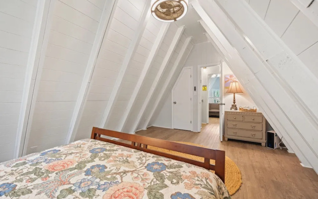 Natures Nook A-frame 2 BDR