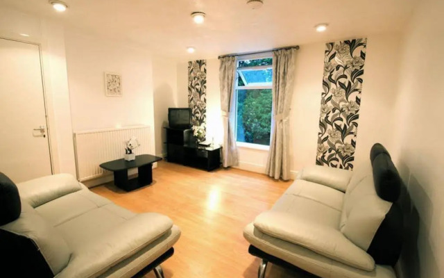 La Suisse Serviced Apartments