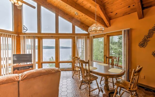 438midsu 4 Bedroom Home