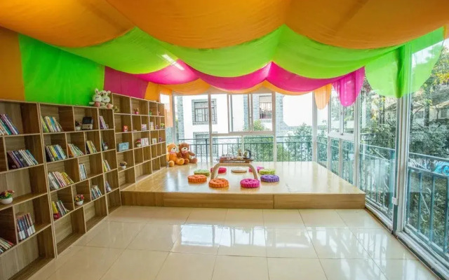 Yanziwu Mandian Youth Hostel