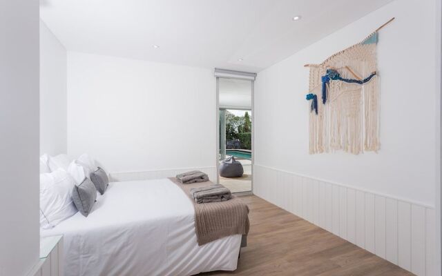 La Maison by White Exclusive Suites Villas