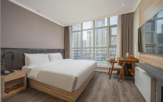 Hanting Express Yancheng West Loop