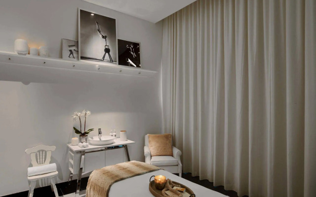 Отель Dua Miami, Autograph Collection