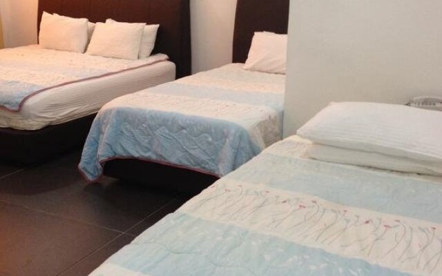 White House Cubical Hotel