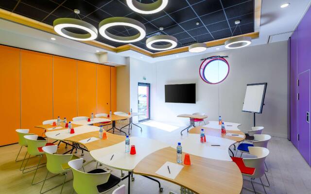 Kyriad Prestige Amiens Poulainville Hotel and SPA