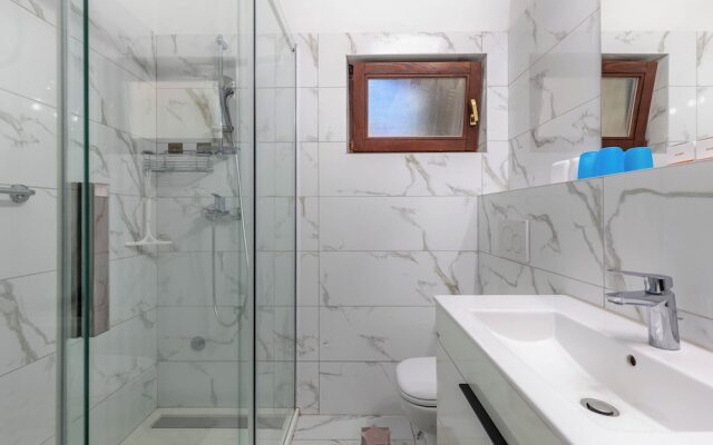 Holiday Home Sladonja - Apartment 02