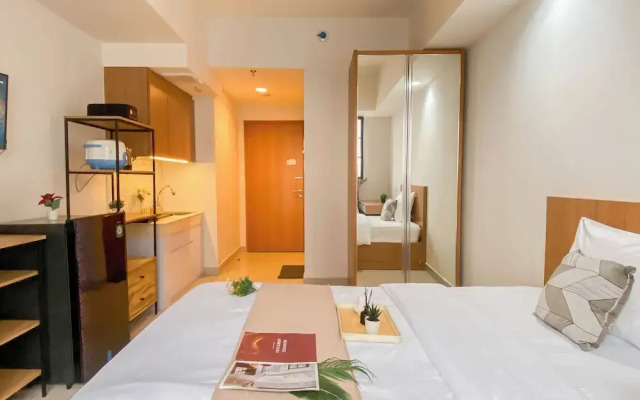 Cream Tone Studio At Evenciio Margonda Apartment