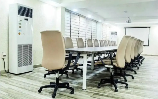 Sun Heaven Hotel Ikoyi