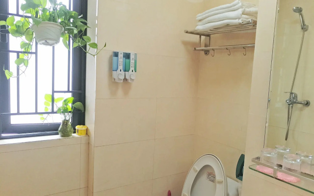Bai Li Deng Apartment