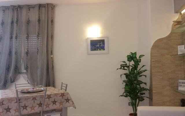 Chris Apartment
