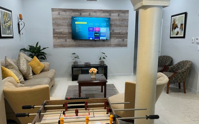 Amazing & cozy Duplex near Zoo Miami