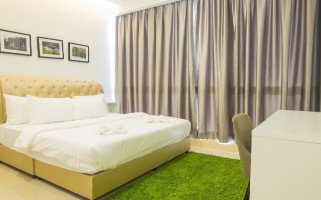 PINNACLE Suites