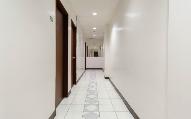 Reddoorz @ Ramos Lacson Street