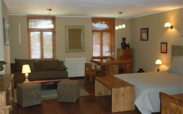 Logis Hôtel-Restaurant Le Moulin D'Artres