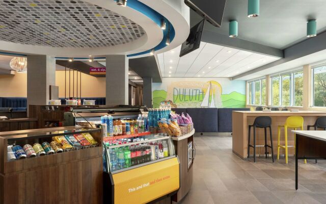 Tru by Hilton Duluth Mall Area