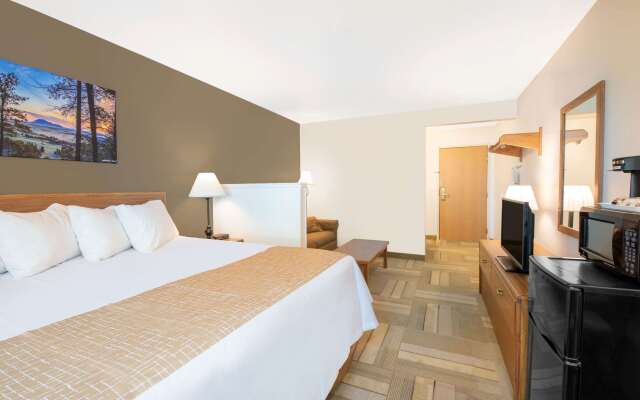 Travelodge by Wyndham Spearfish