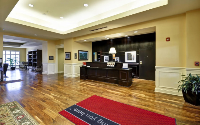 Hampton Inn & Suites North Charleston-University Blvd