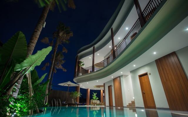 Curve House Umalas