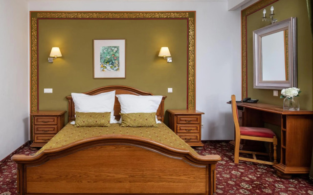 Grand Hotel Brasov
