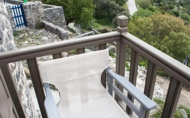 Moustafa Stone House
