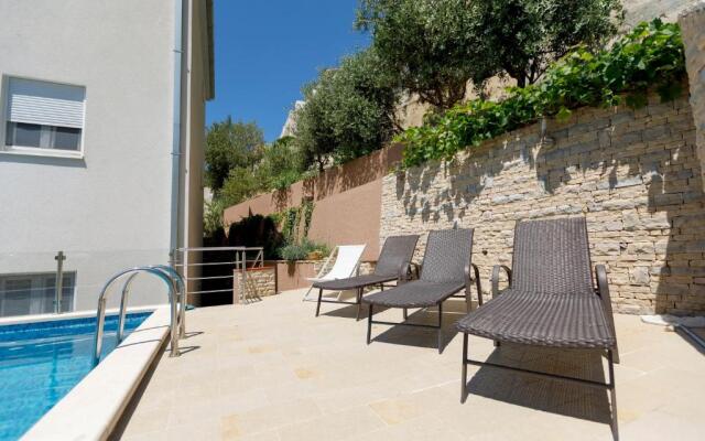 Apartments Sara & Nina