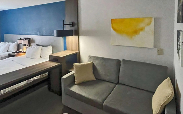 Comfort Suites Mobile-South Alabama University Area