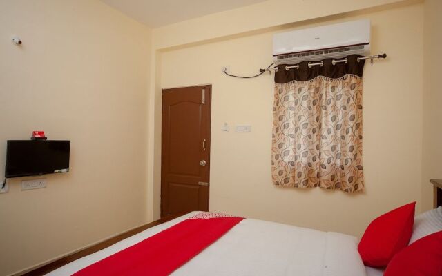Oyo 25004 Vinayak Residency