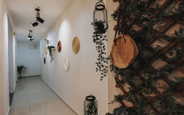 Taragon Bintang Suites by StayHub 3BR