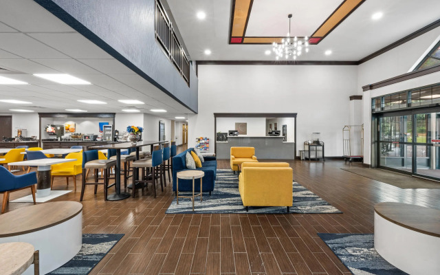 Comfort Suites Near Casinos Norwich-Uncasville CT