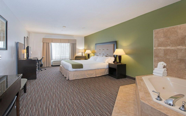 Holiday Inn Express & Suites Chicago-Deerfield/Lincolnshire by IHG