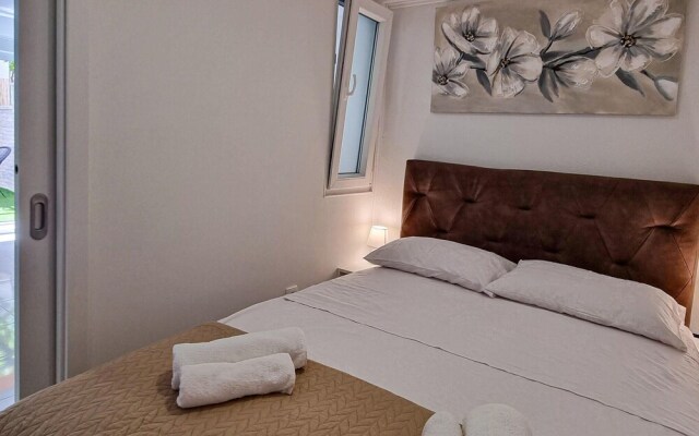 Beautiful Apartment in Zadar With Wifi and 1 Bedrooms