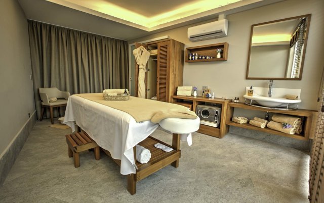 Blue Tree Daj Resort & Marina