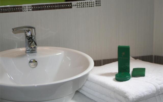 Amerisa Suites & Villa