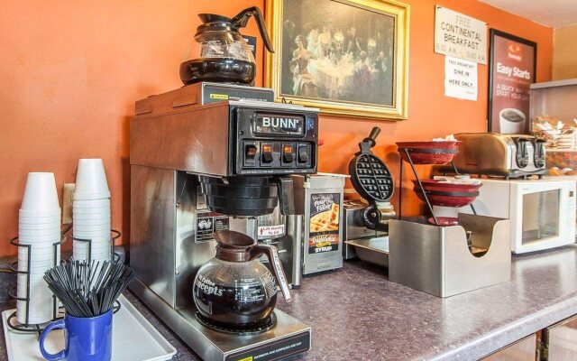 Econo Lodge Cleveland