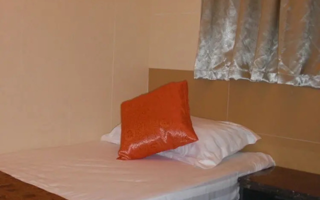 Dynasty Commercial Hotel