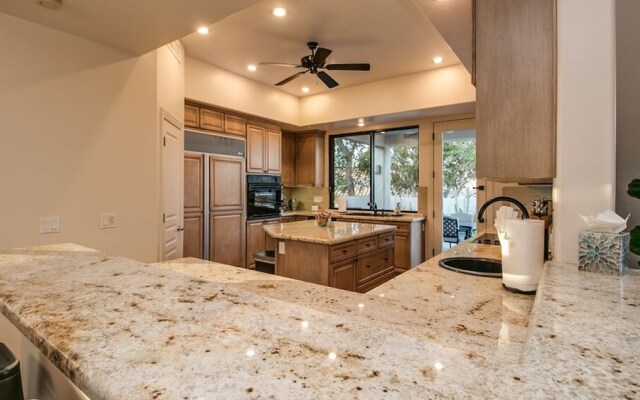 Casa Buenaluxurious Retreat w/2 Masters & Views!