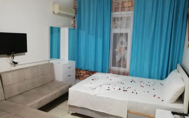 Ada Aparthotel