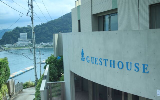 Atami Onsen GUEST HOUSE MEGUMI - Hostel