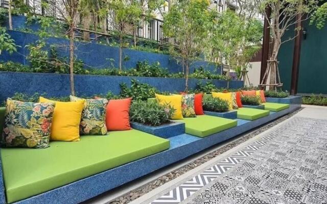 Hua Hin 1 Bedroom pool view near beach, cicada