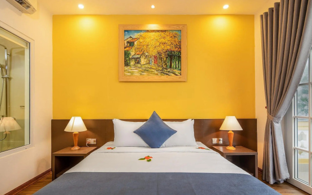 Triple Riverside Villa Hotel Hoian